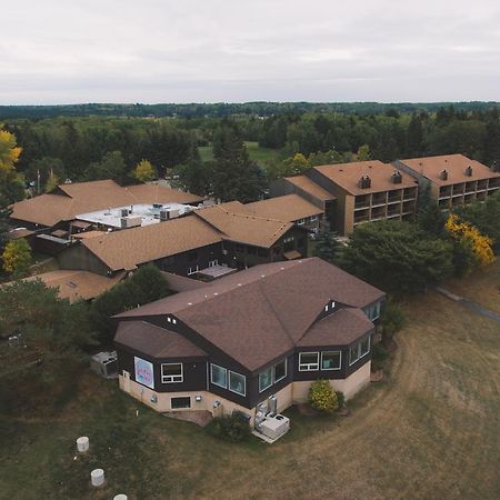 Wasagaming Elkhorn Resort, Spa, And Conference Centre المظهر الخارجي الصورة