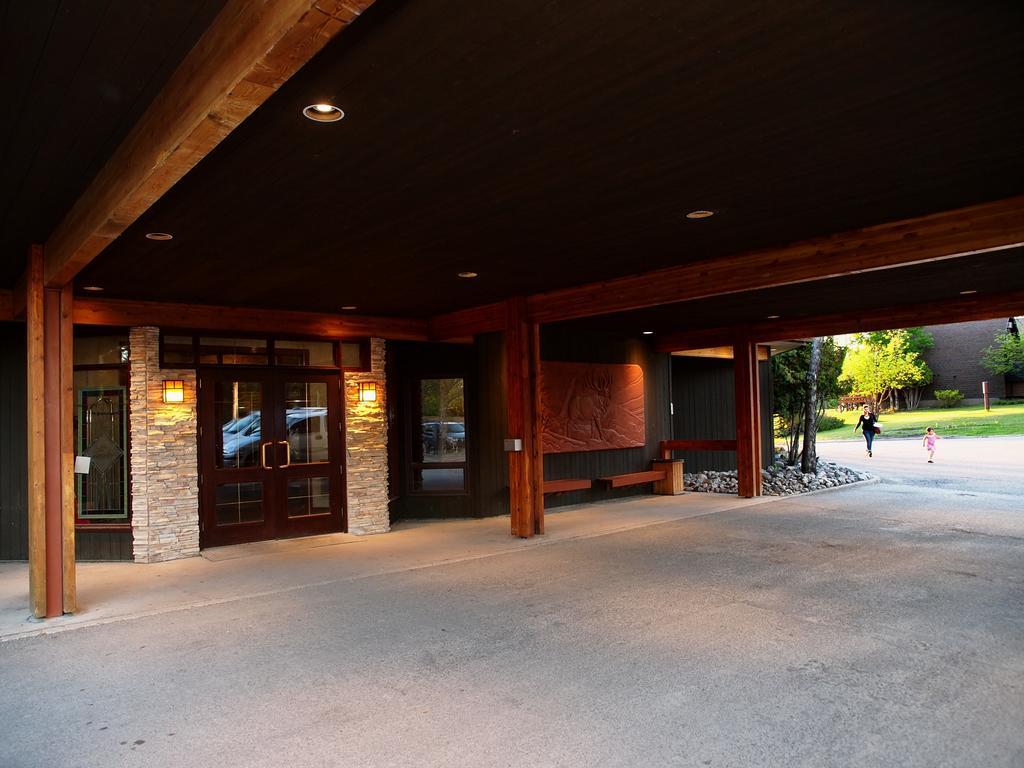 Wasagaming Elkhorn Resort, Spa, And Conference Centre المظهر الخارجي الصورة