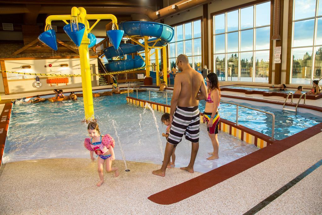Wasagaming Elkhorn Resort, Spa, And Conference Centre المظهر الخارجي الصورة