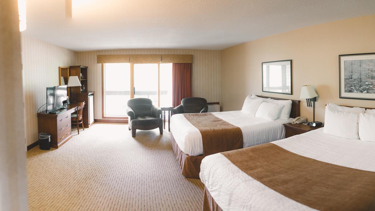 Wasagaming Elkhorn Resort, Spa, And Conference Centre المظهر الخارجي الصورة