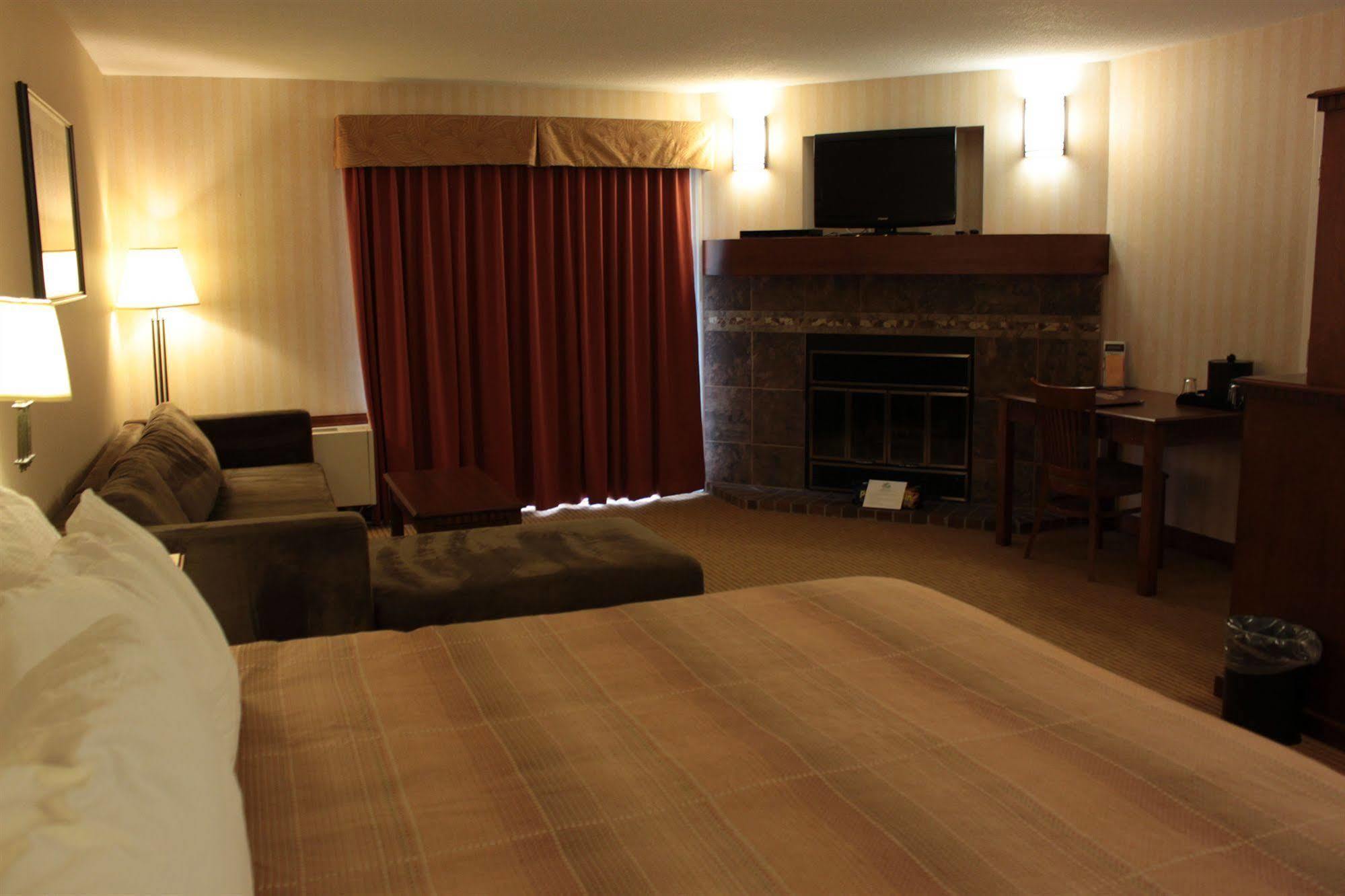 Wasagaming Elkhorn Resort, Spa, And Conference Centre المظهر الخارجي الصورة