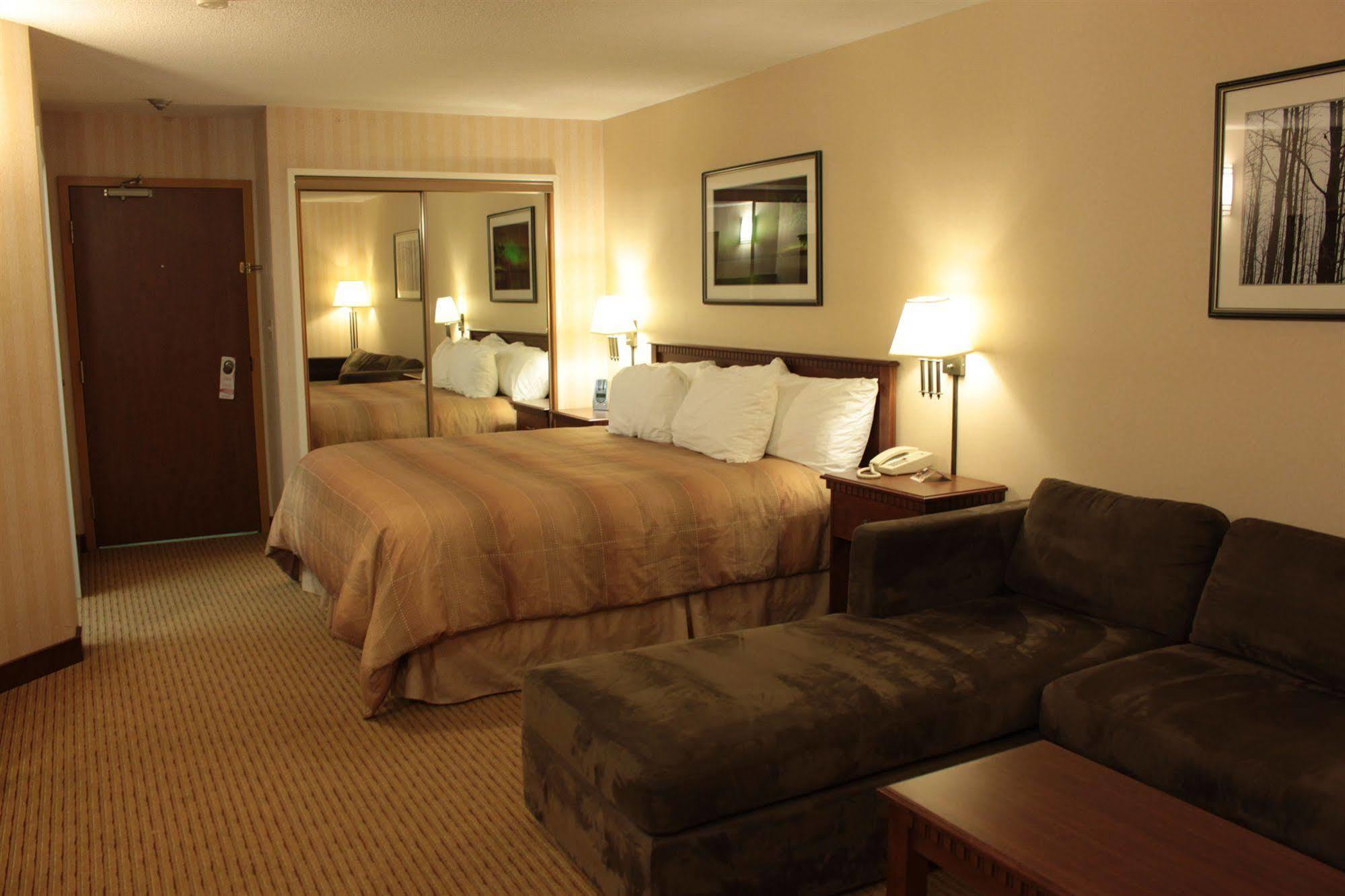 Wasagaming Elkhorn Resort, Spa, And Conference Centre المظهر الخارجي الصورة