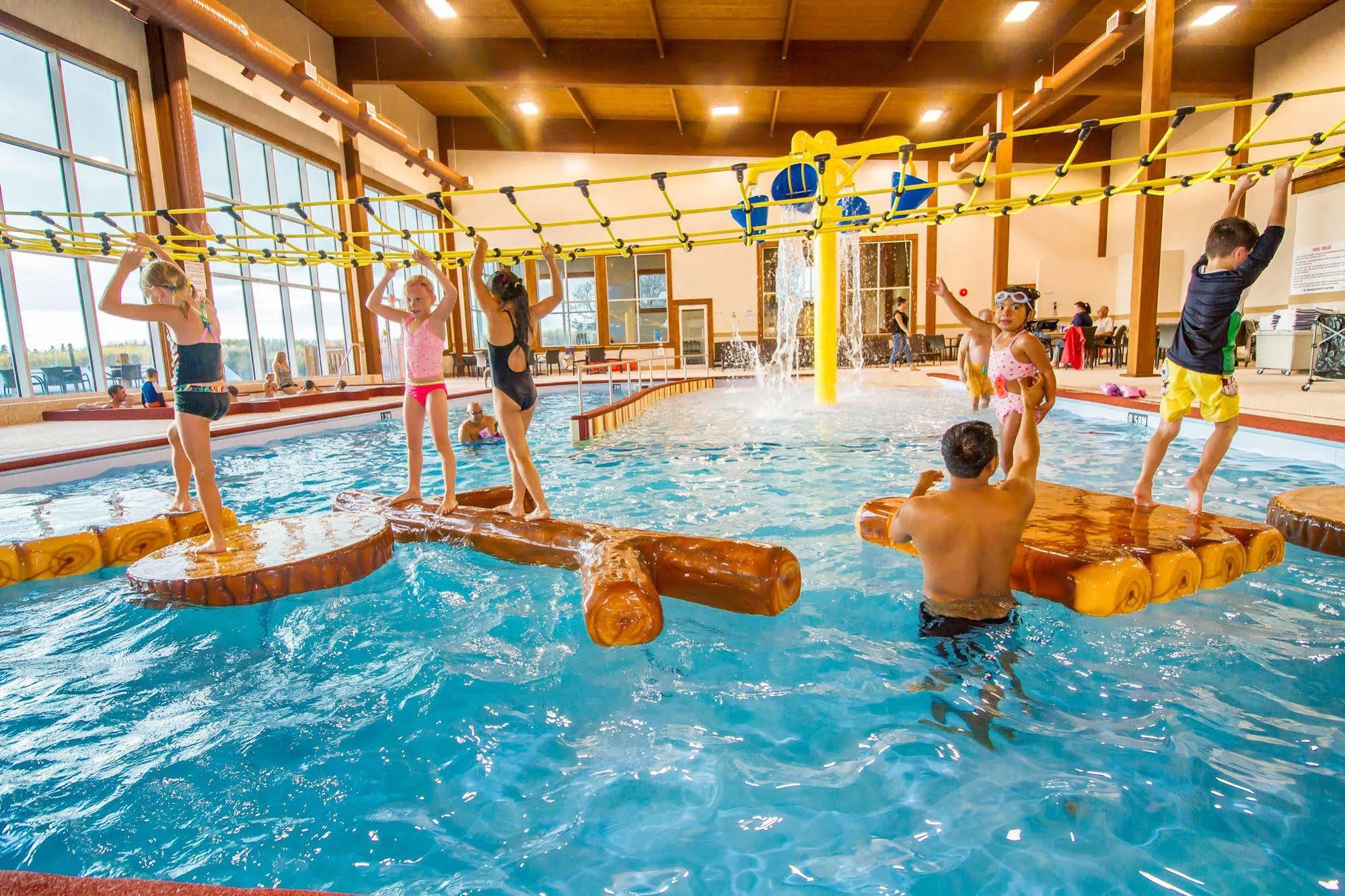 Wasagaming Elkhorn Resort, Spa, And Conference Centre المظهر الخارجي الصورة