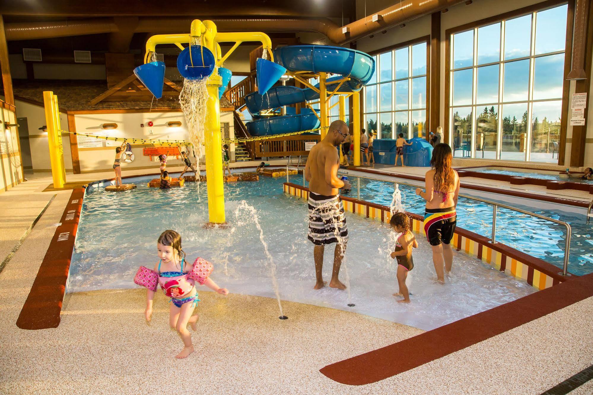 Wasagaming Elkhorn Resort, Spa, And Conference Centre المظهر الخارجي الصورة